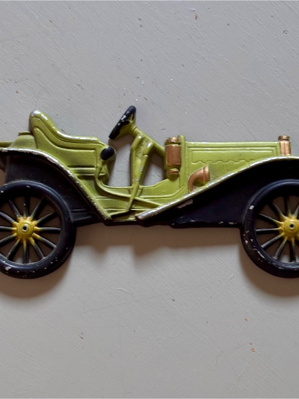 MIDWEST Vintage USA Casting Metal Antique Car Plaque Wall Hanging Auto Decor